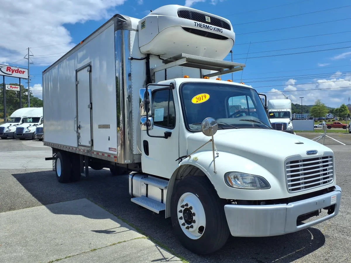 2019 Freightliner M2 106 in Knoxville, TN — photo 3