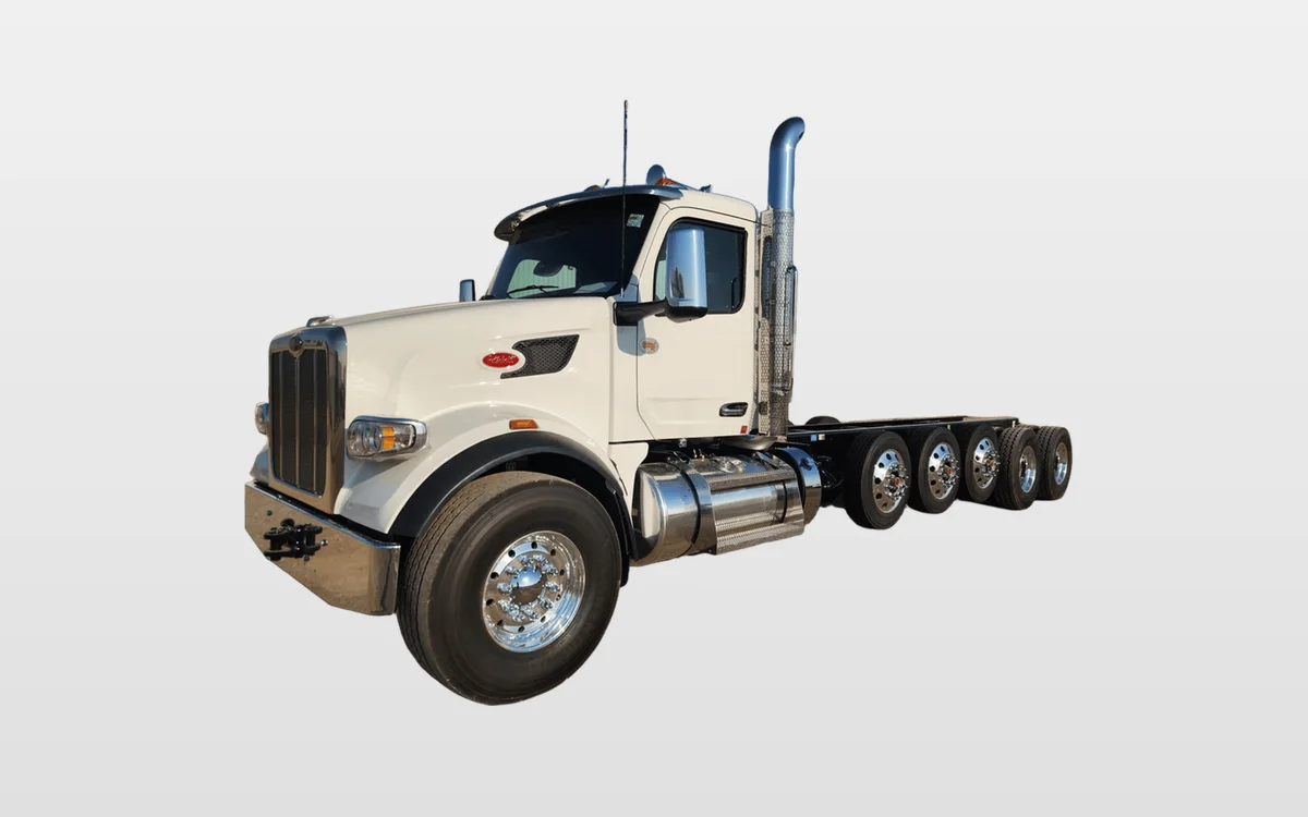 2026 PETERBILT 567 - image 1