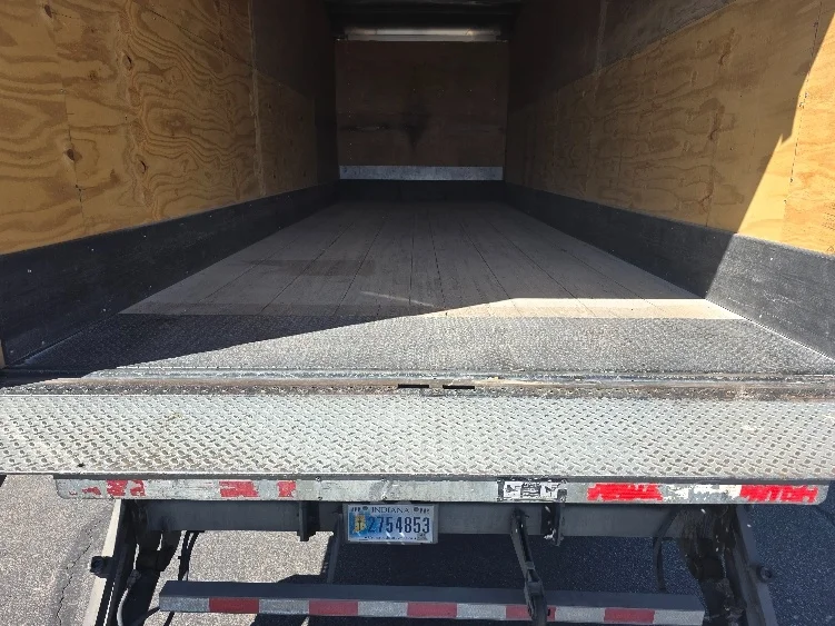 2019 Freightliner eM2 in El Paso, TX — photo 9