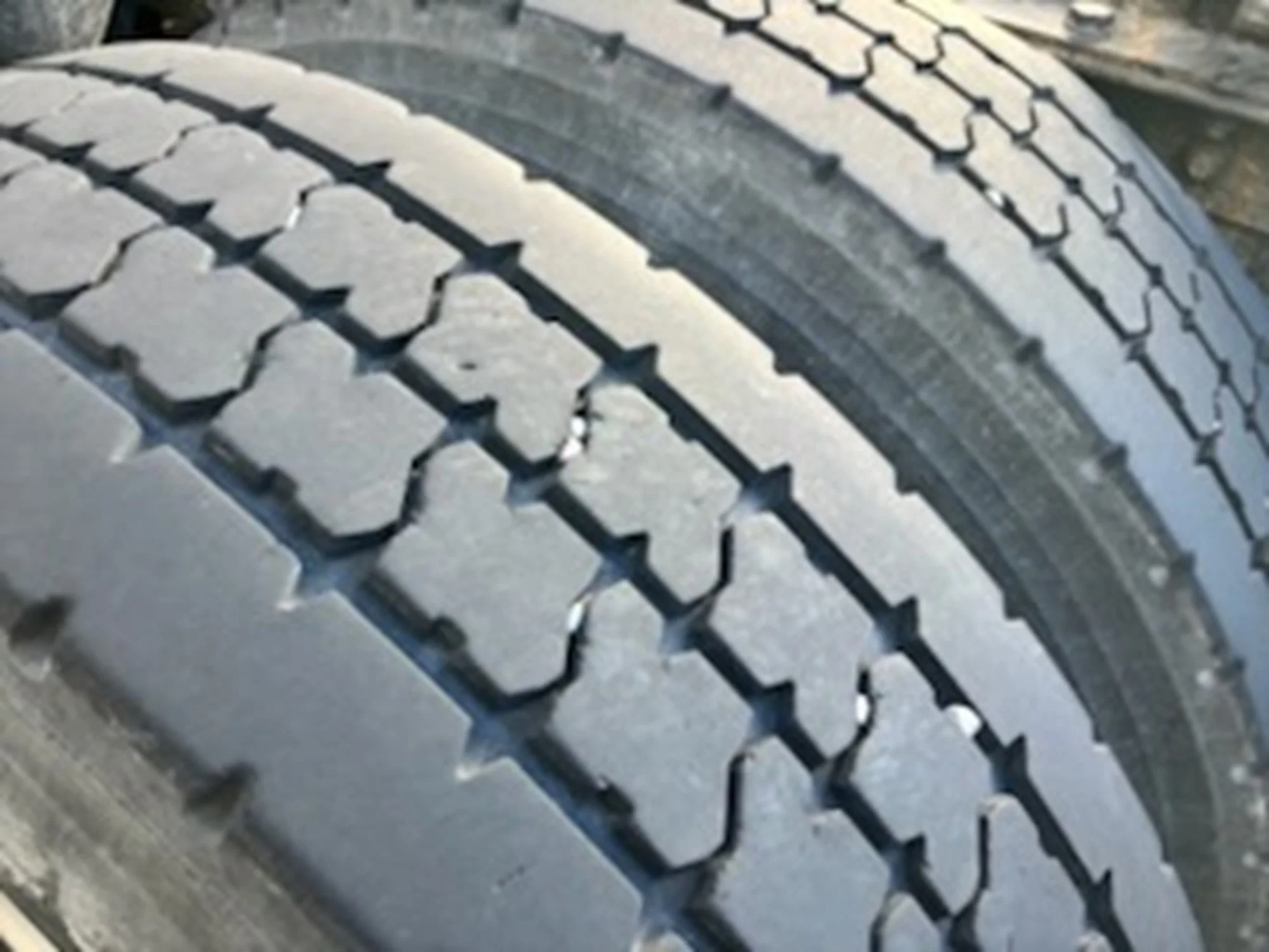 2019 Kenworth T680 - image 5