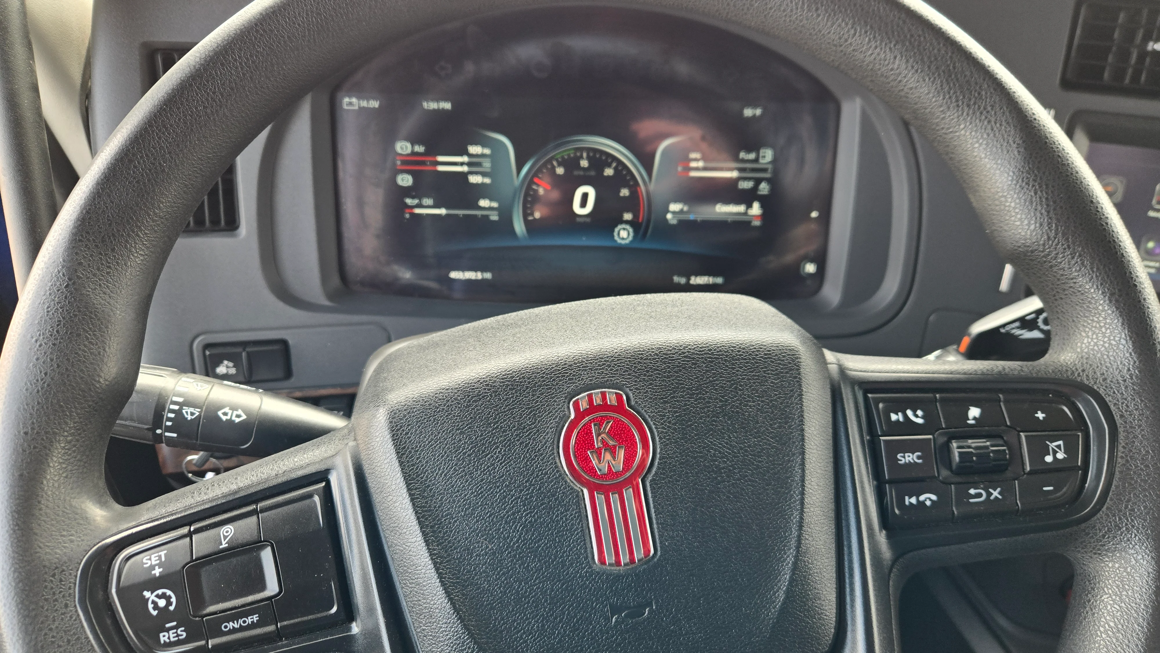 2023 Kenworth T880 - image 10