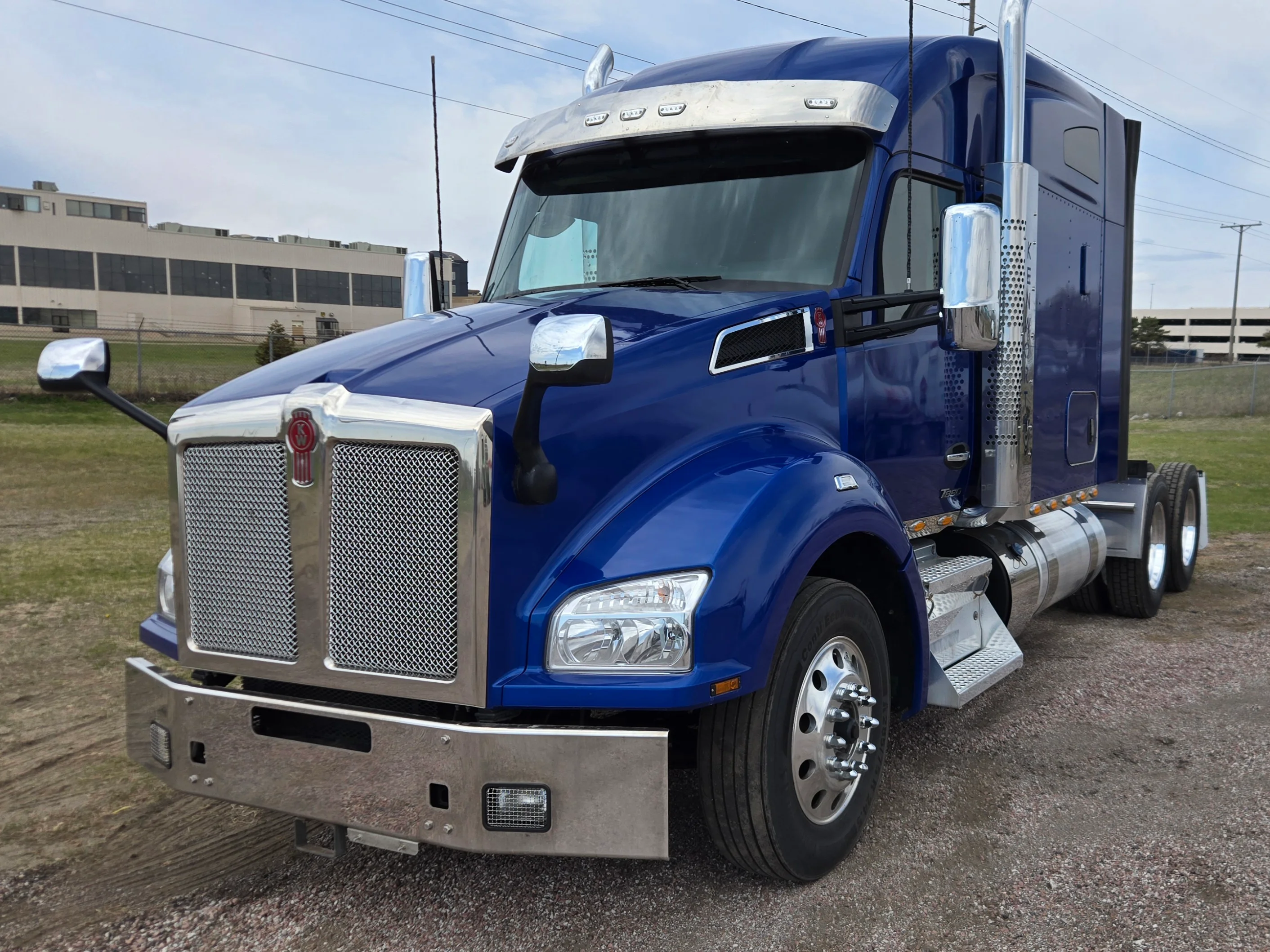2023 Kenworth T880 in NORFOLK, NE