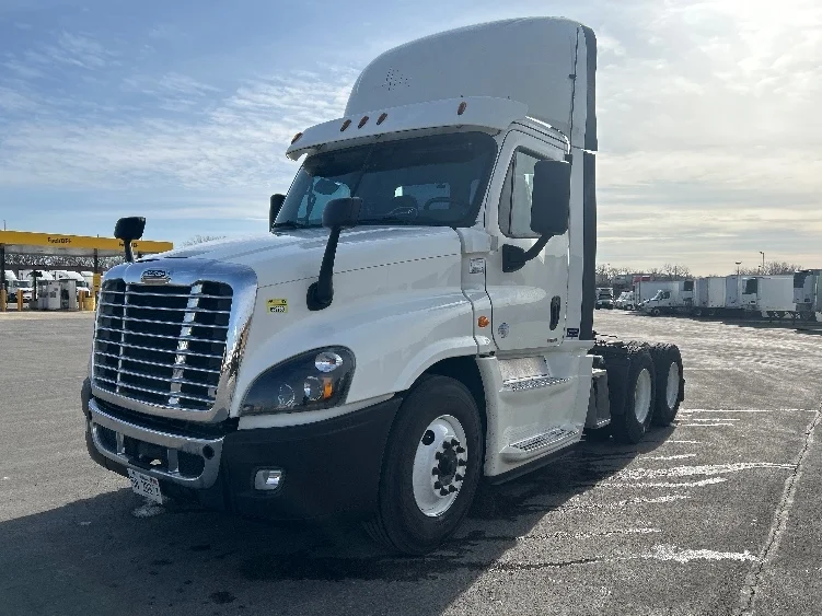 2019 Freightliner Cascadia in La Porte, IN
