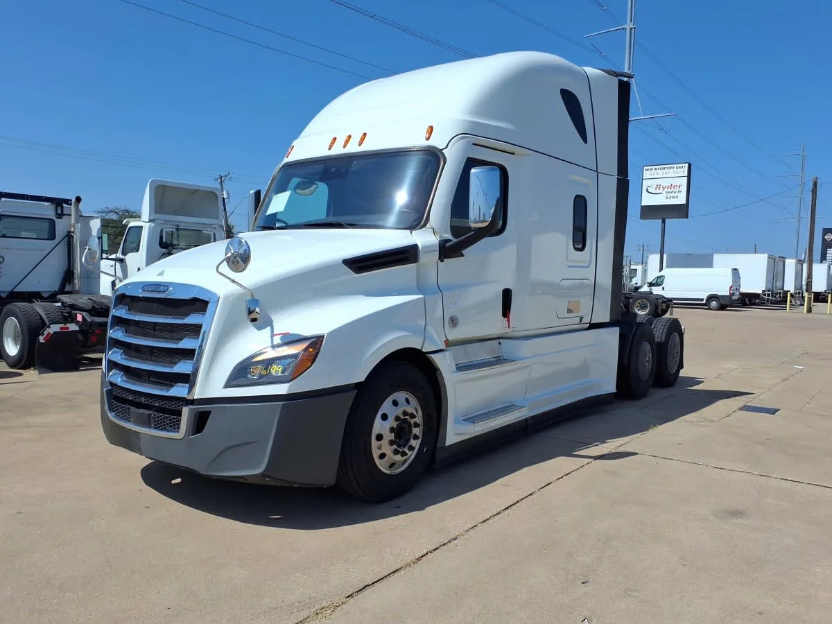 2023 Freightliner Cascadia in Dallas, TX