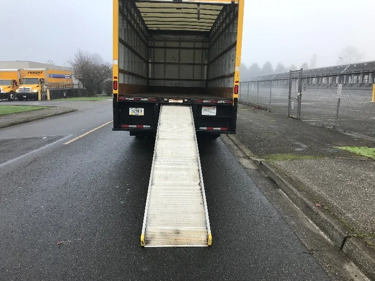 2021 International MV - image 9