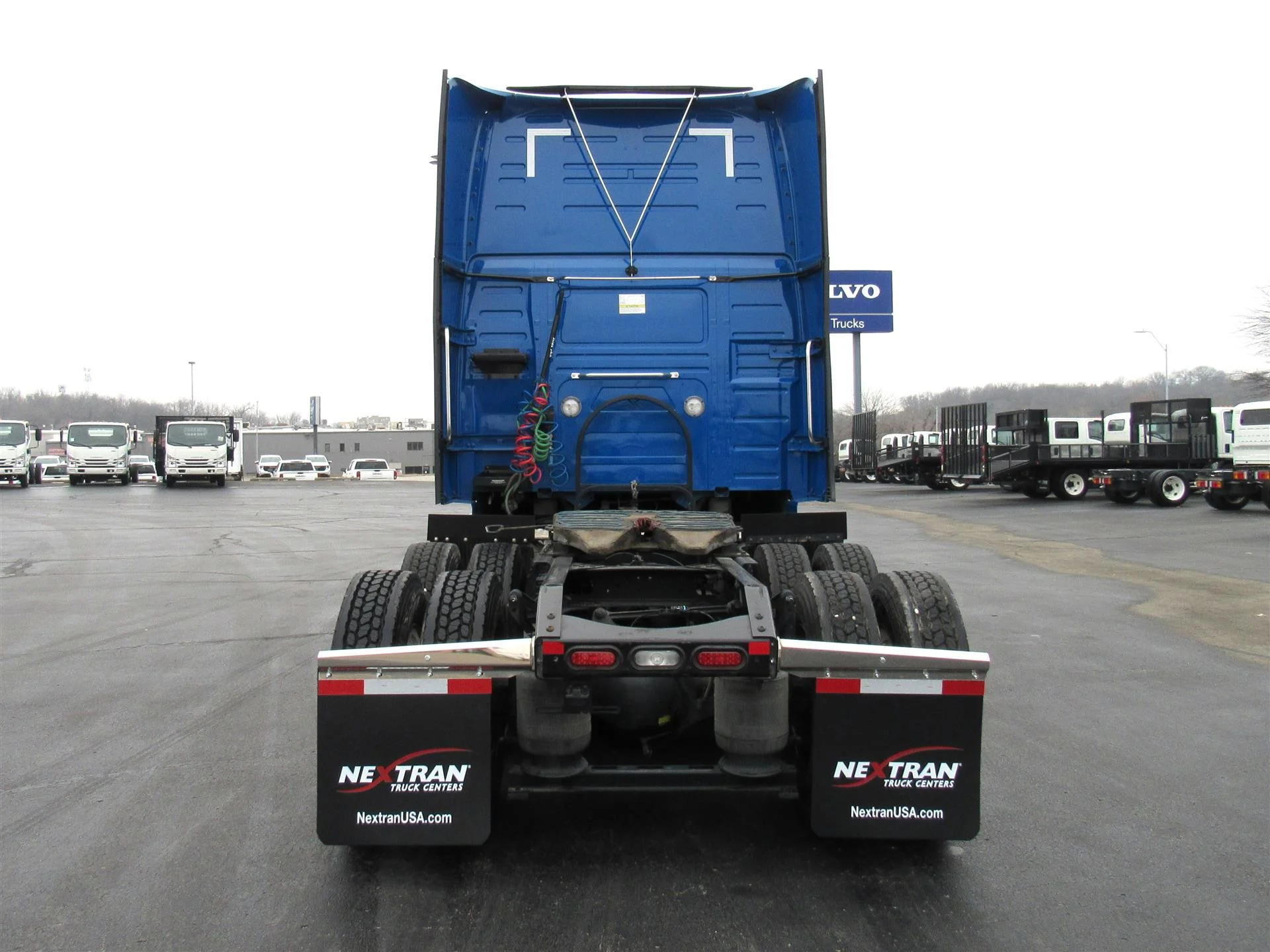 2024 Volvo VNL 860 - image 5