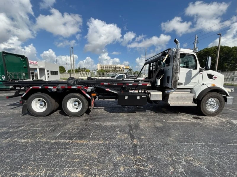 2025 Peterbilt 567 in Doral, FL — photo 7