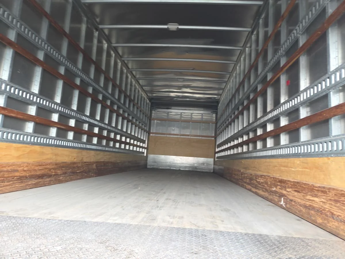 2020 Freightliner M2 106 - image 8