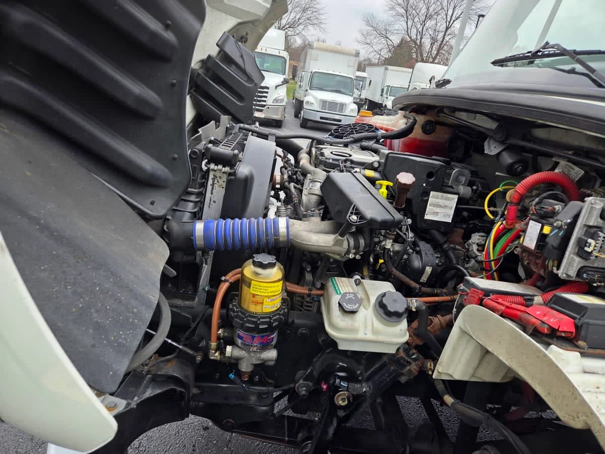 2020 Freightliner M2 106 - image 9