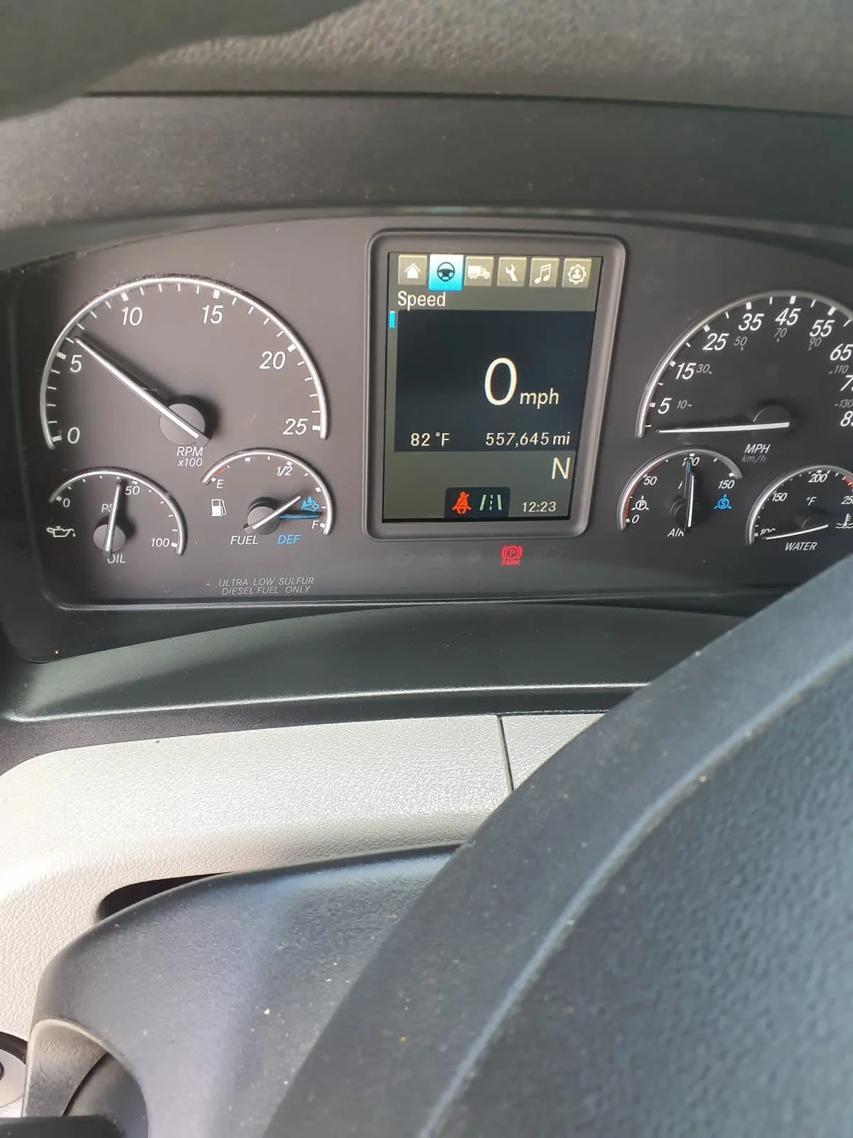 2019 Freightliner Cascadia in Indianapolis, IN — photo 11