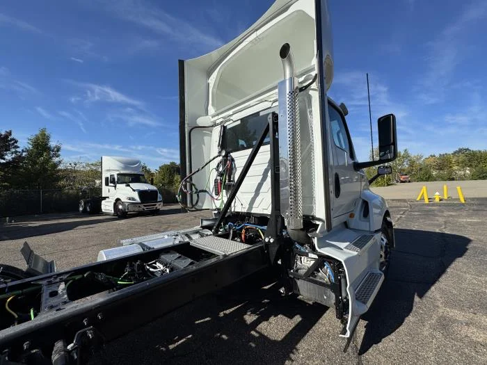 2026 International LT - image 12