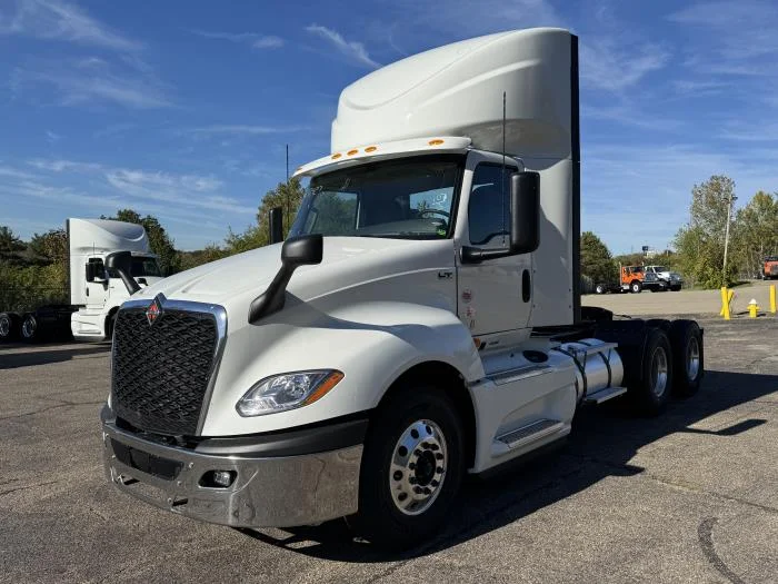 2026 International LT - image 3
