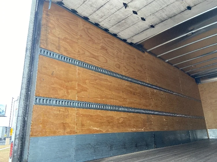 2021 Freightliner M2 106 - image 10