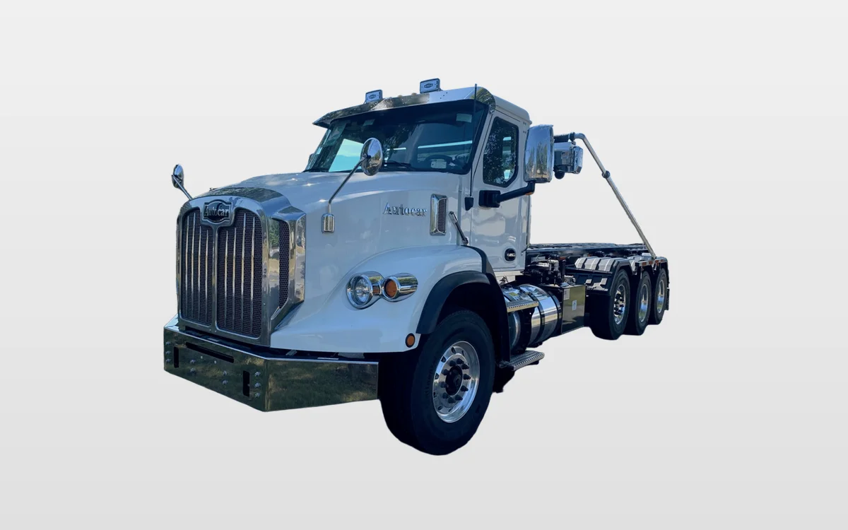 2025 Autocar DC-64 - image 1