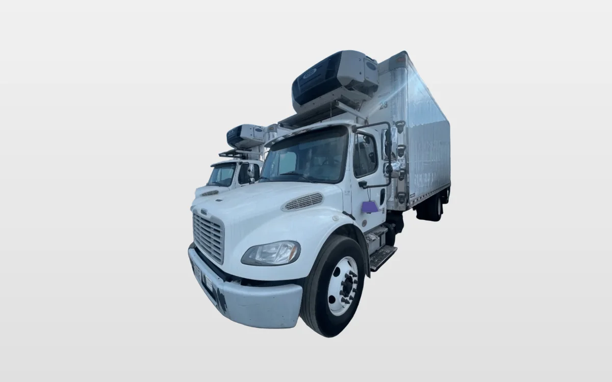 2016 Freightliner M2 106 - image 1