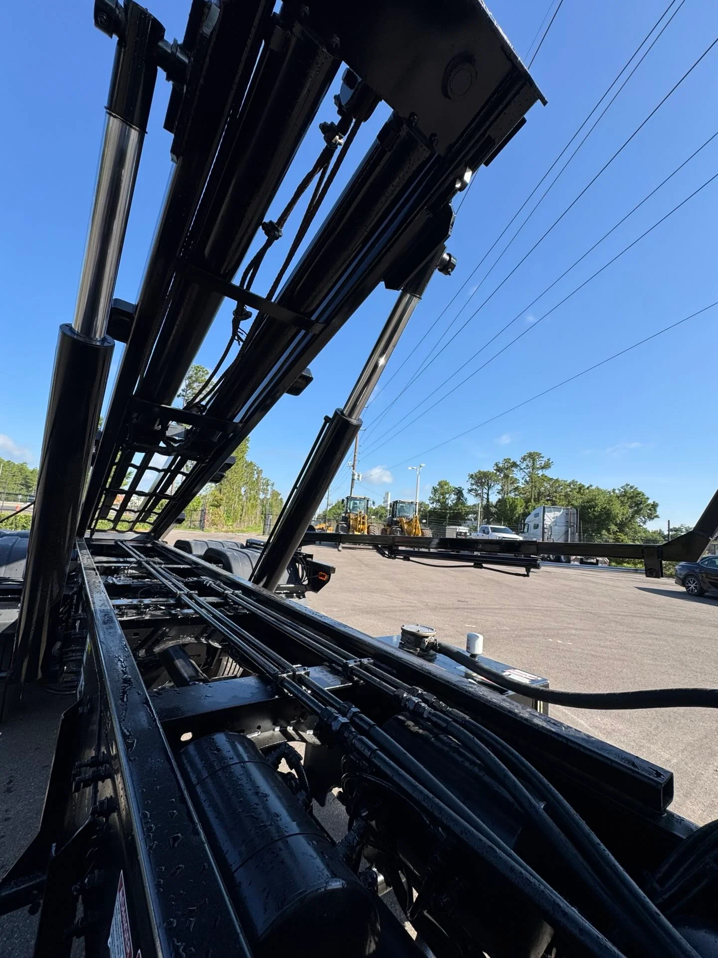 2024 Mack Granite - image 15