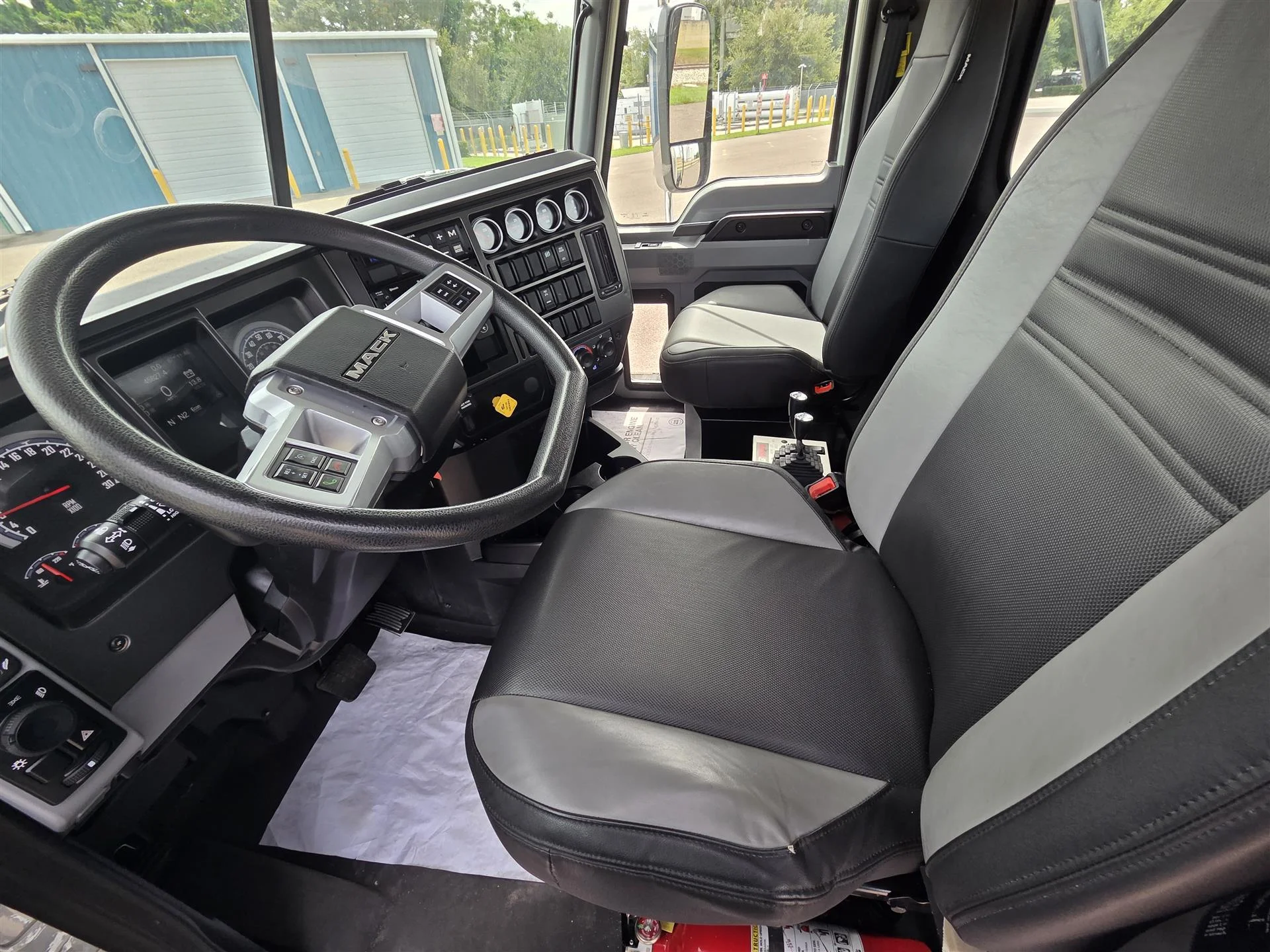 2024 Mack Granite - image 20