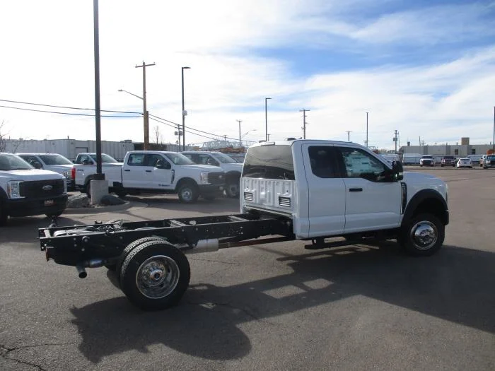 2025 Ford F-550 — photo 6