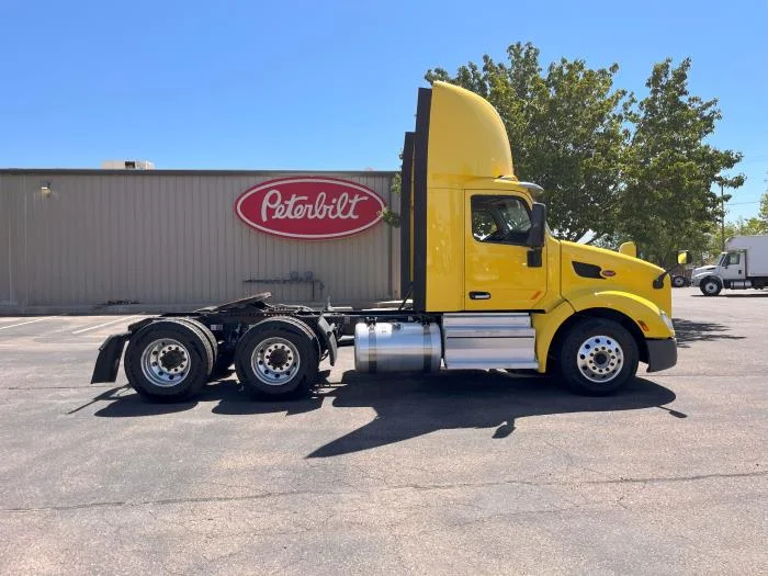 2021 Peterbilt 579 in Albuquerque, NM — photo 6
