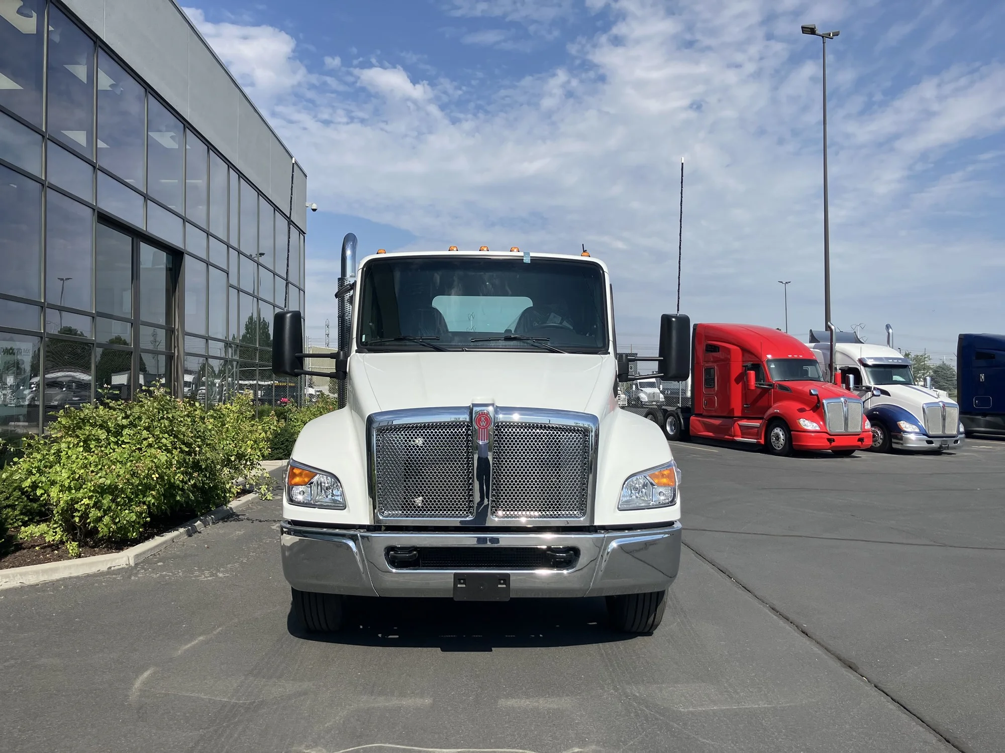 2026 Kenworth T280 in Salt Lake, UT — photo 2