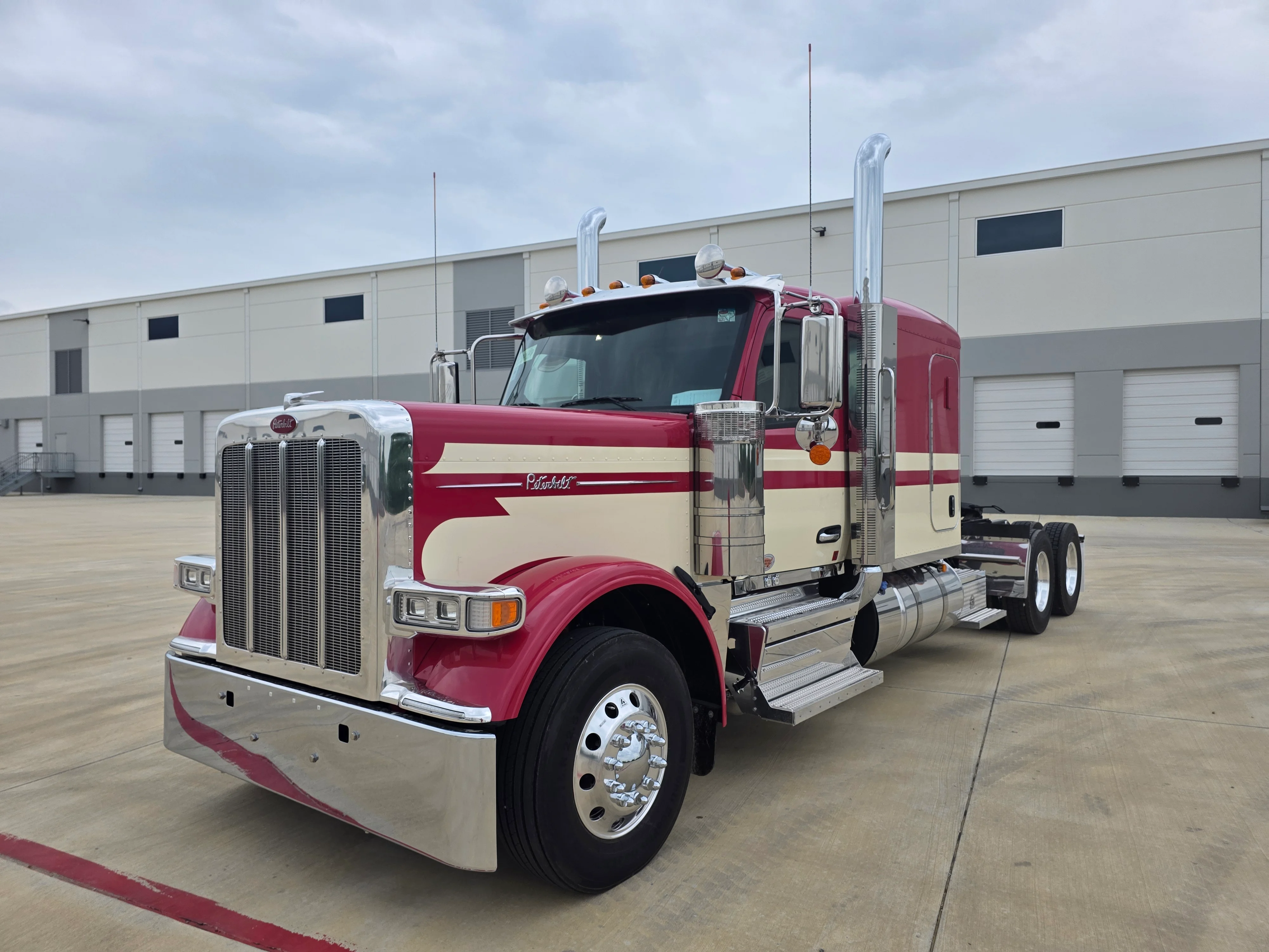 2027 Peterbilt 589