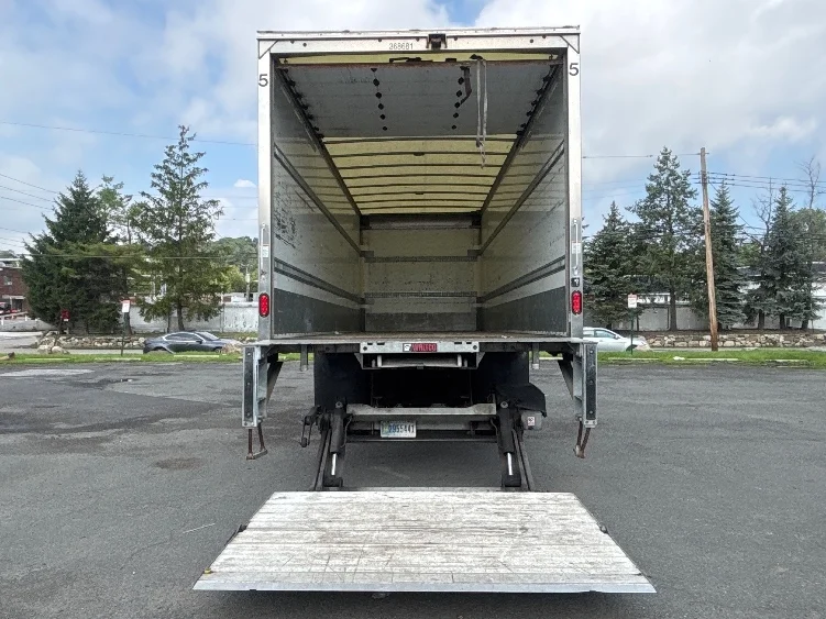 2020 Hino 338 in Elmsford, NY — photo 9