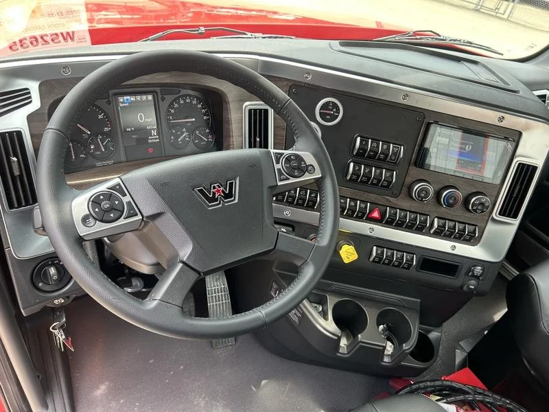 2026 Western Star 49X in Pittsburgh, PA — photo 12