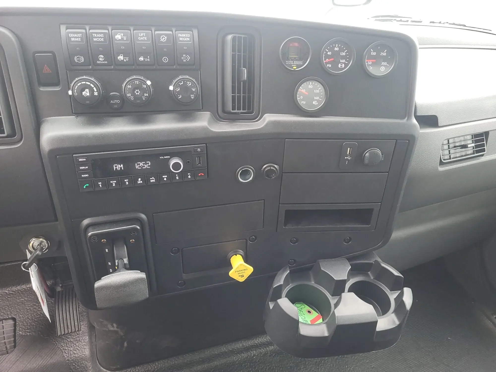 2025 International MV - image 22