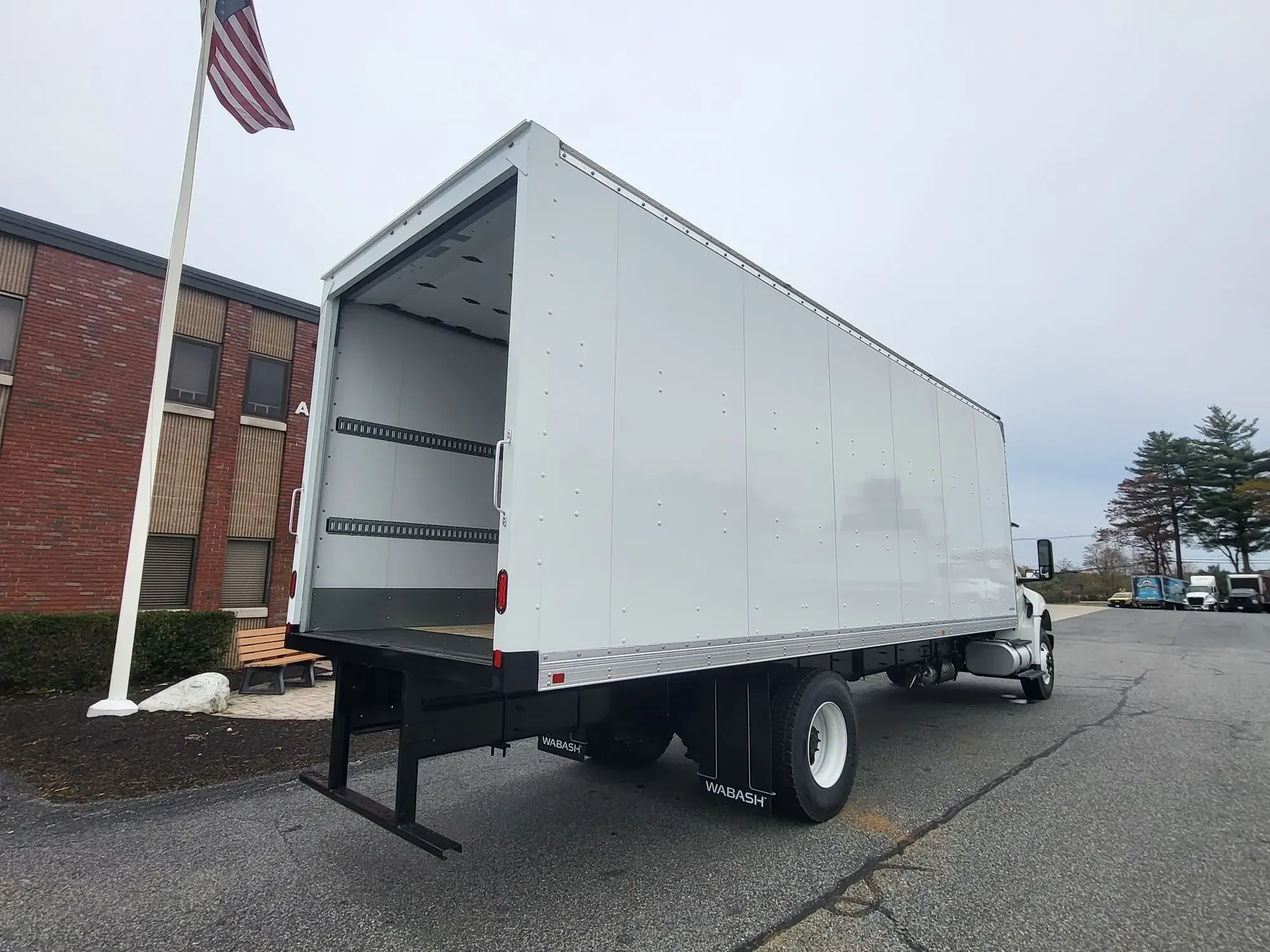 2025 International MV - image 8