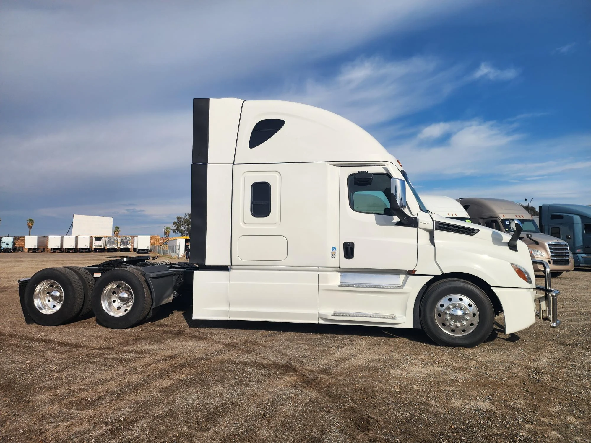 2023 Freightliner Cascadia in Fresno, CA — photo 4