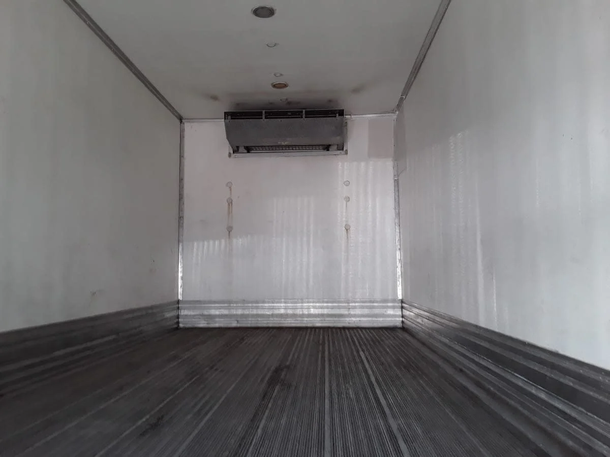 2020 Freightliner M2 106 in Salisbury, MA — photo 9