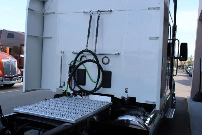 2022 Peterbilt 567 - image 8