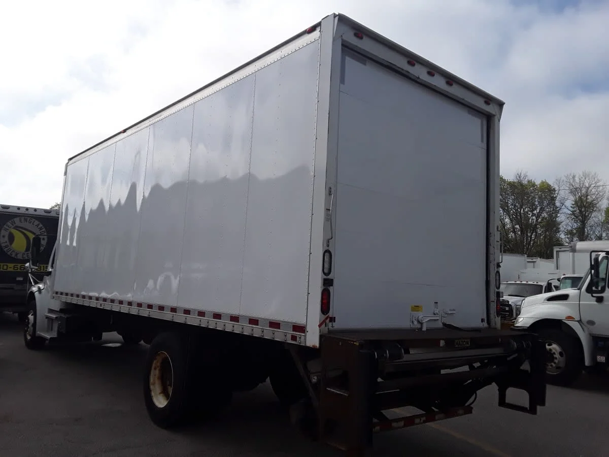 2016 Freightliner M2 106 - image 6