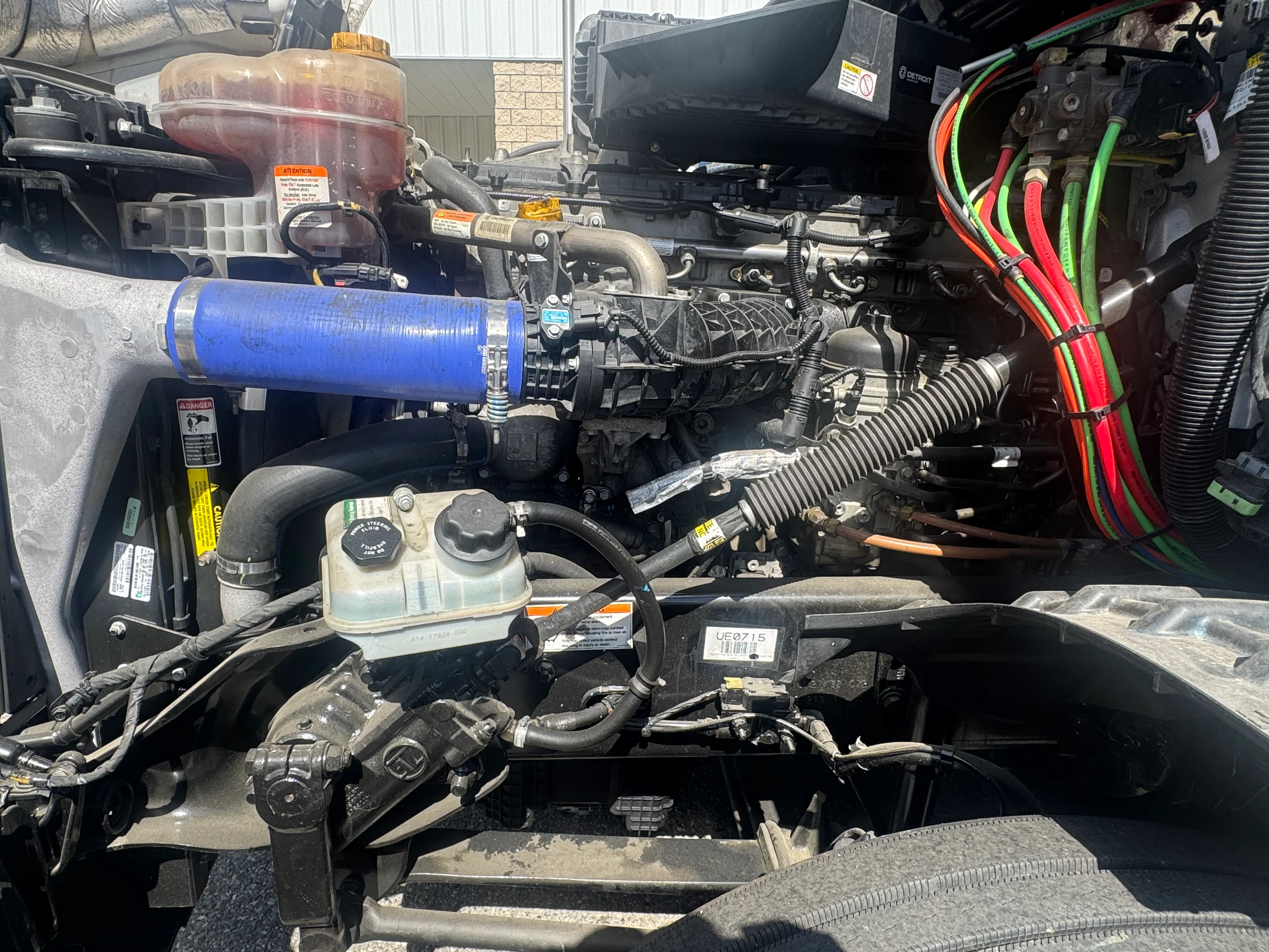 2023 Freightliner Cascadia in Selectrucks Fontana, CA — photo 10