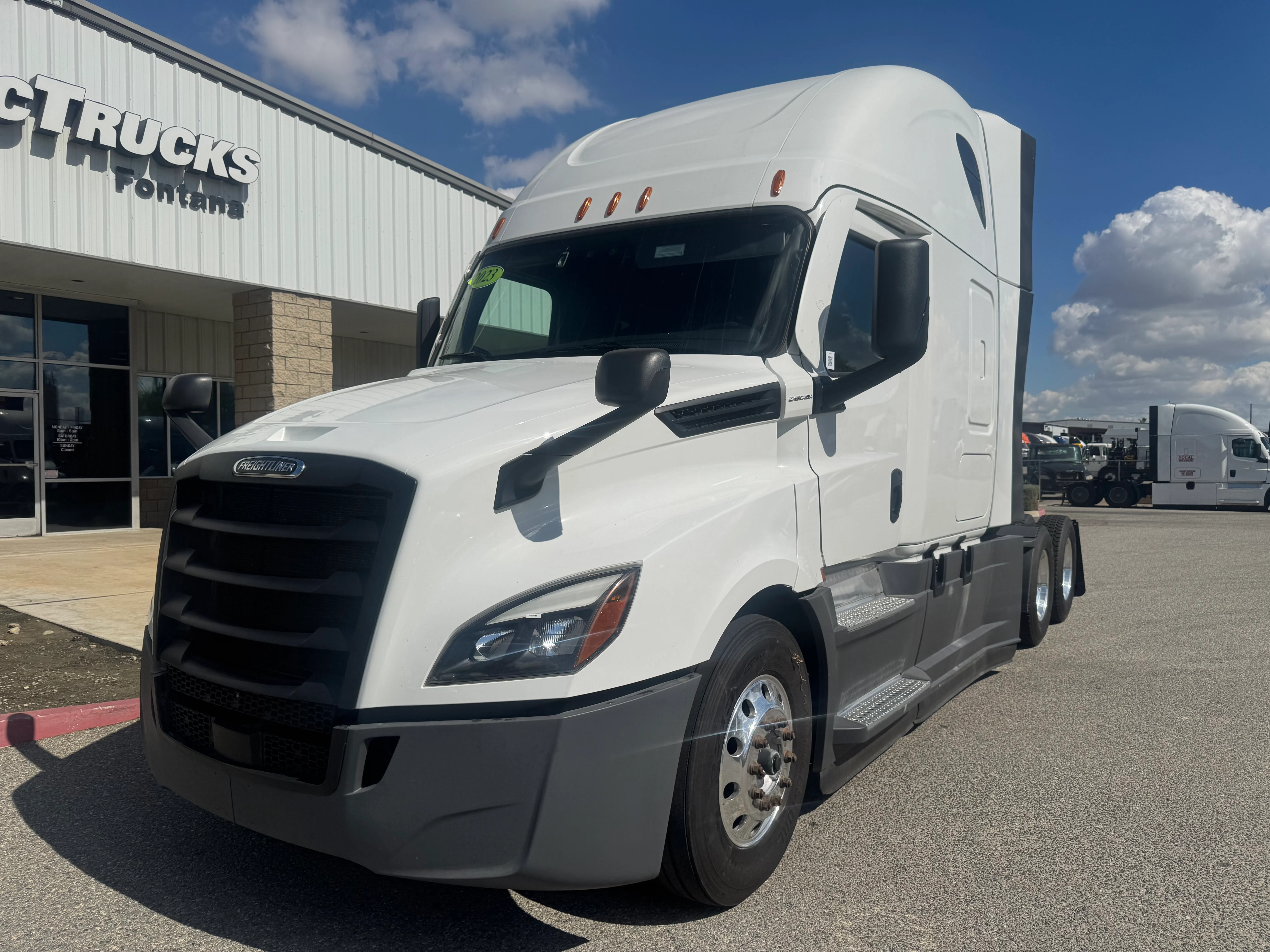 2023 Freightliner Cascadia in Selectrucks Fontana, CA
