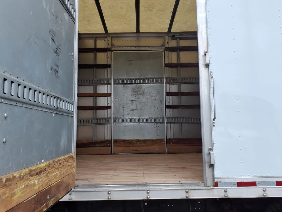 2018 Hino 195 in Bensalem, PA — photo 13