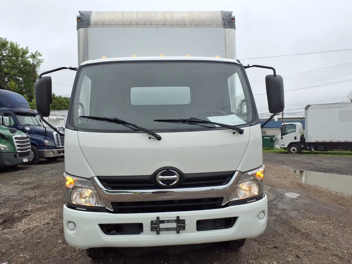 2018 Hino 195 in Bensalem, PA — photo 2