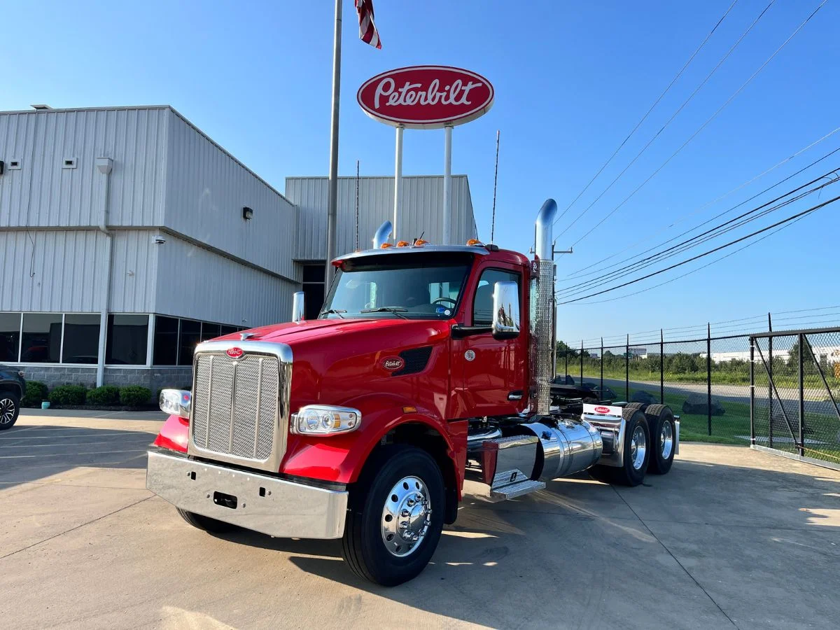 2027 Peterbilt 567 in Richmond, VA — photo 2