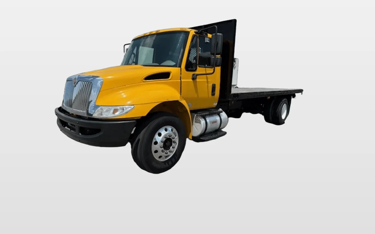 2018 International 4300 - image 1