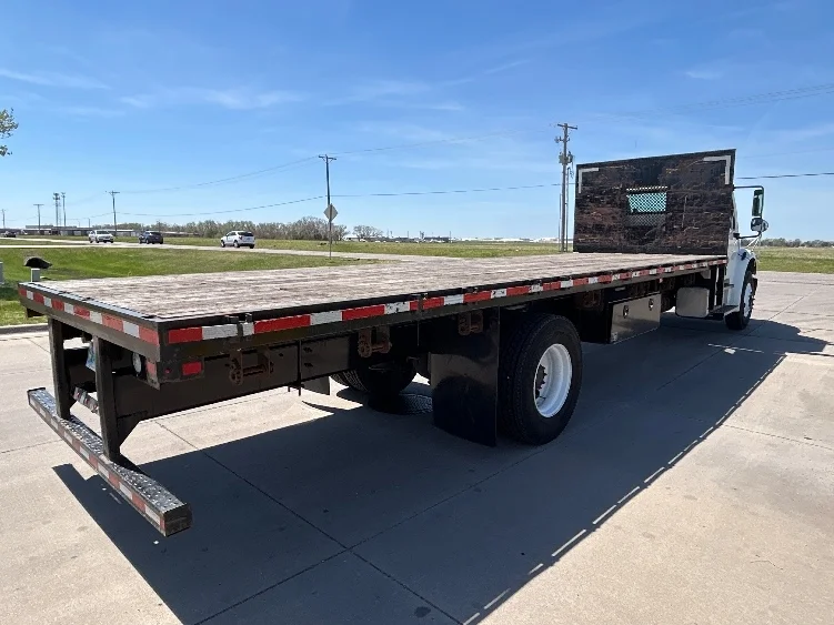 2019 Freightliner M2 106 in Wichita, KS — photo 9