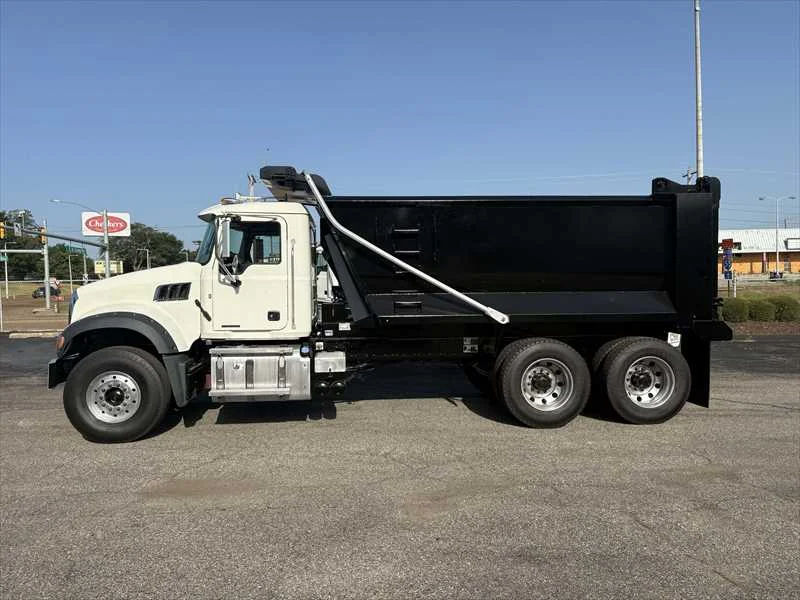 2019 Mack Granite in Memphis, TN — photo 2