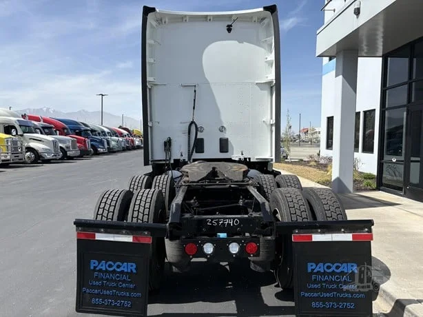 2023 Kenworth T680 - image 8