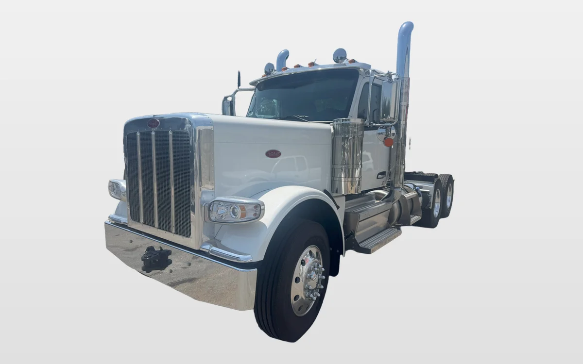 2026 PETERBILT 589 - image 1