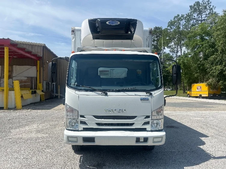 2020 Isuzu NRR in Atlanta (Forest Park), GA — photo 2
