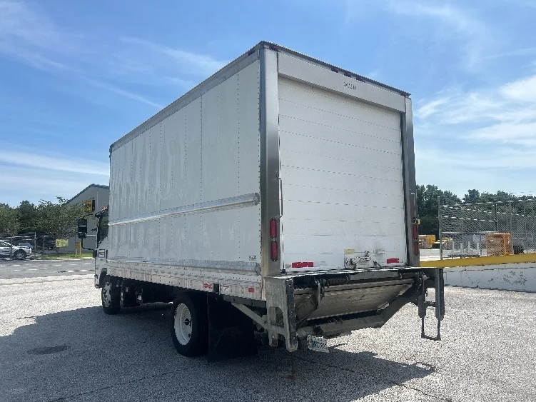 2020 Isuzu NRR in Atlanta (Forest Park), GA — photo 6