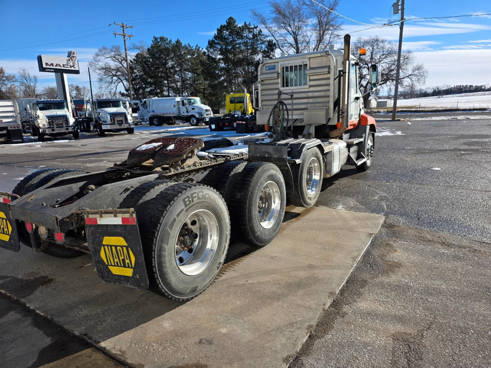 2013 Mack — photo 5