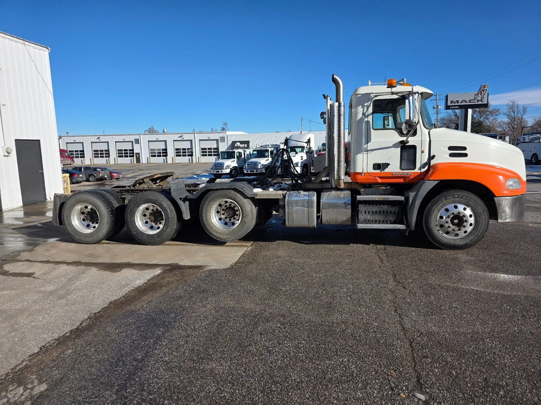 2013 Mack — photo 6