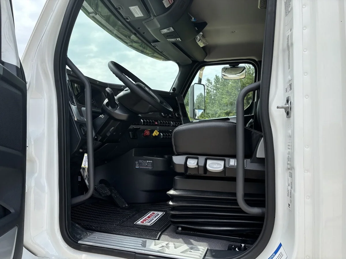 2026 Western Star 47X — photo 9