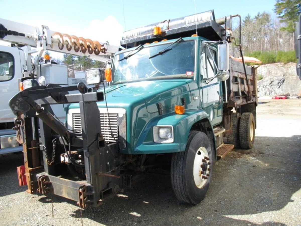 2000 Freightliner