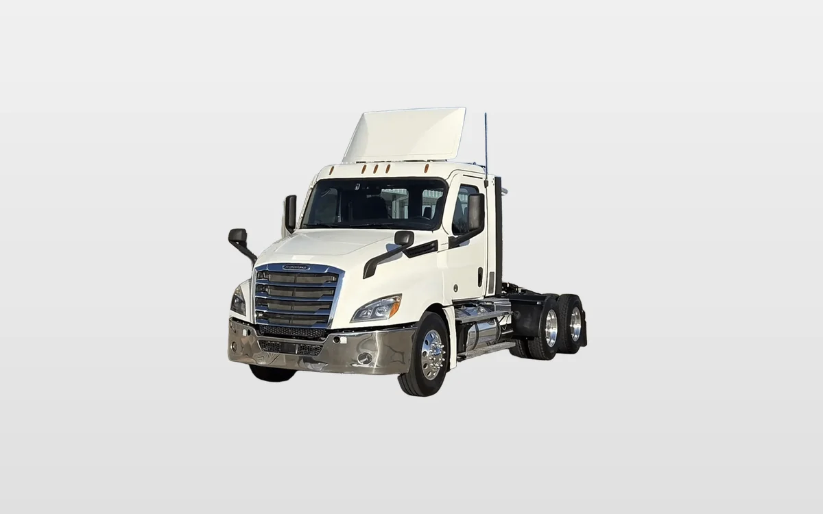 2021 Freightliner Cascadia - image 1